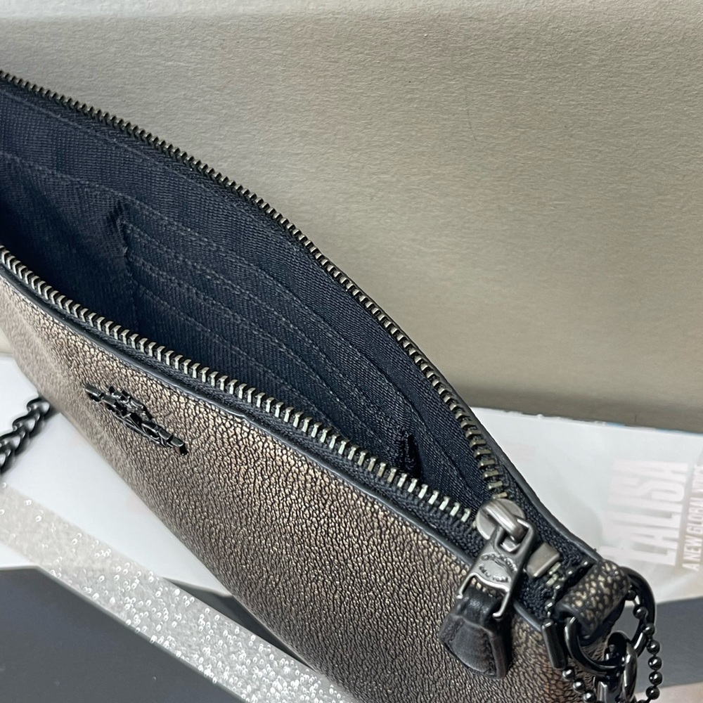 (new+tag) Coach metallic crossbody /clutch chain+leather - Picture 7 of 12